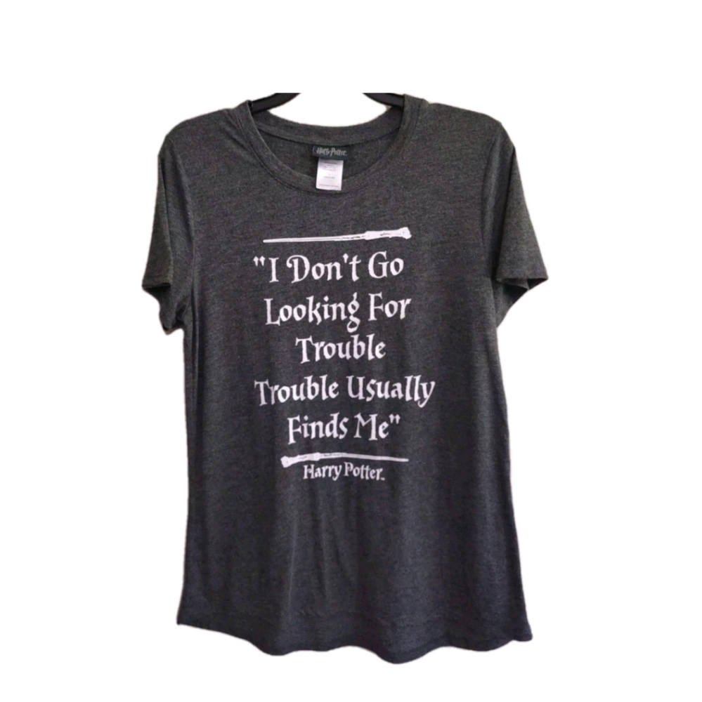 Harry Potter "I Don'T Go Looking For Trouble It Usually Finds Me" T-Shirt Sz L